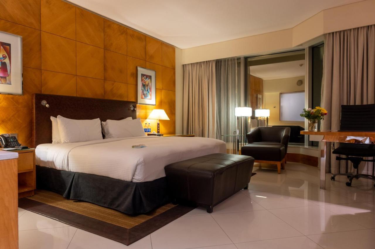 Lagos Continental Hotel Eksteriør billede A room at the Hilton Abuja